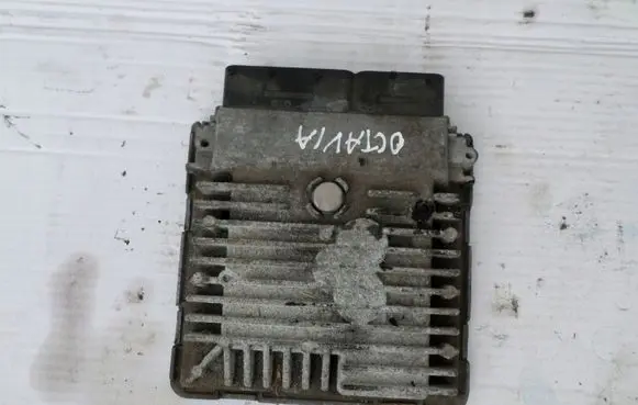 Skoda Octavia Mk2 (1Z) Engine control unit/module 03L906023PR