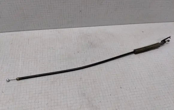 Volkswagen Touran I Engine bonnet/hood lock release cable 1T1823531