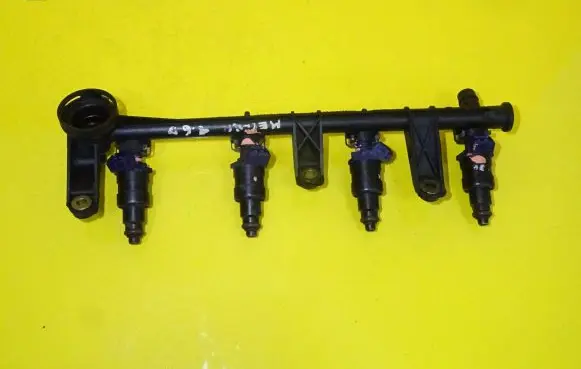 Renault Megane I Fuel main line pipe 7700864726