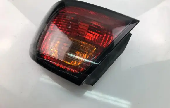 Nissan Primera Tailgate rear/tail lights 265509F500
