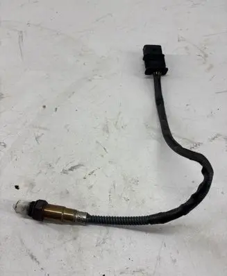 BMW 6 F12 F13 Lambda probe sensor 7596908 0258027015