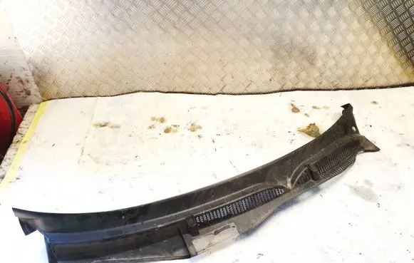 Audi A3 S3 8L Wiper trim 8l189415