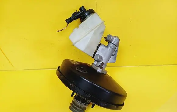 Renault Clio II Brake booster 8200193383