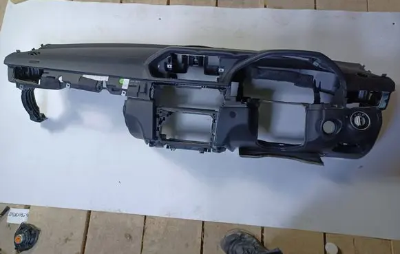 Mercedes-Benz E W212 Dashboard A2126804787MERC 2126804787