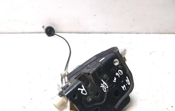 Audi A4 S4 B7 8E 8H Front door lock