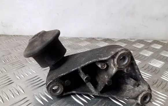 Audi A6 S6 C4 4A Engine mounting bracket 4A0199343