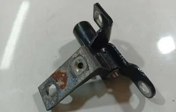 Ford Galaxy Rear door lower hinge 