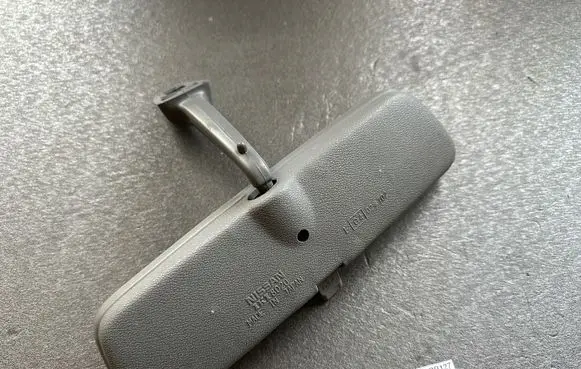 Nissan Patrol Y60 Rear view mirror (interior) 9632106J01