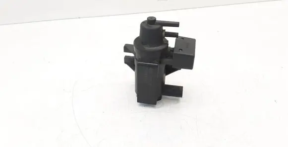 BMW 5 E60 E61 Turbo solenoid valve 70206301 1174780539101