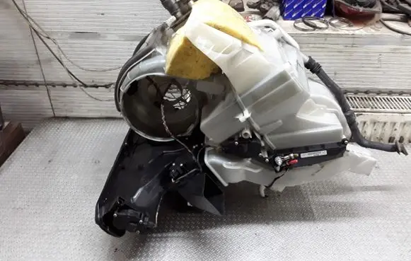 Mercedes-Benz B W245 Interior heater climate box assembly 987166F01