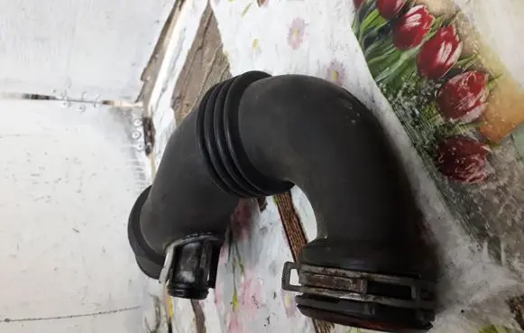 Citroen C4 I Intercooler hose/pipe