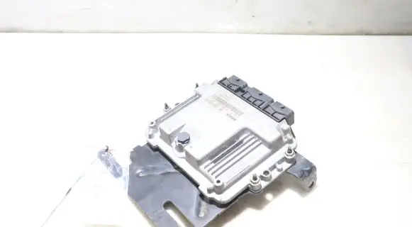 Renault Scenic II - Grand scenic II Engine control unit/module ECU 0281011776