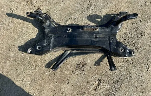 Mitsubishi Outlander Front subframe 