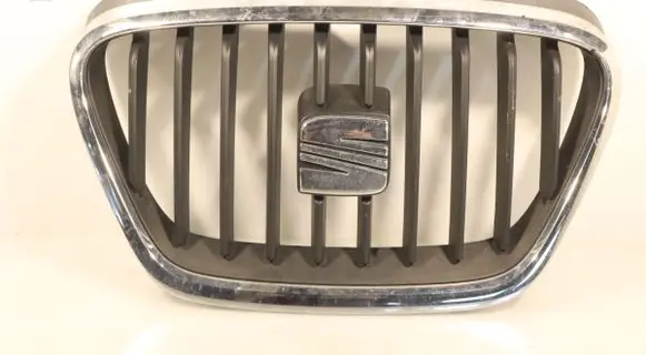 Seat Altea XL Front grill 5P0853679A