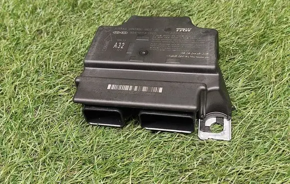 Airbag control unit/module