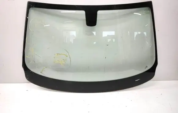 BMW X3 E83 Front windscreen/windshield window 