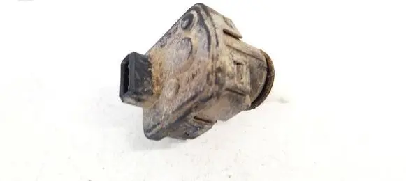 Volkswagen Golf III Headlight level adjustment motor 00728200
