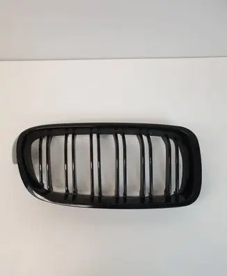 BMW 1 F20 F21 Front grill 7255412