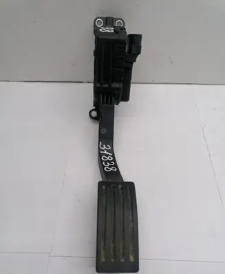 Ford Focus Accelerator throttle pedal 4M519F836AH 6PV00864101