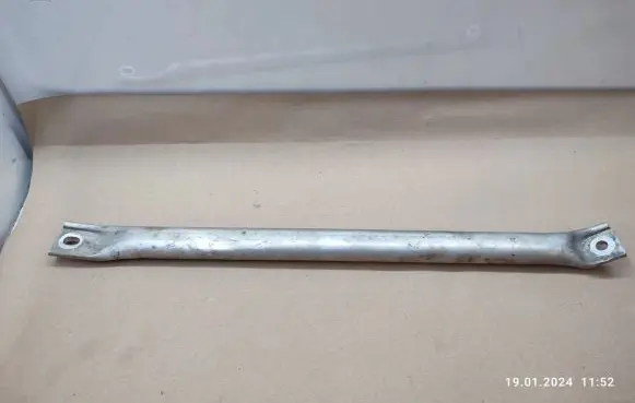 BMW X6 E71 Front strut bar 