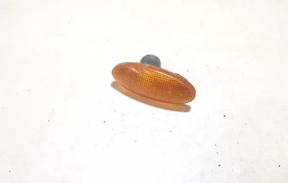 Opel Vectra B Front fender indicator light 90504212