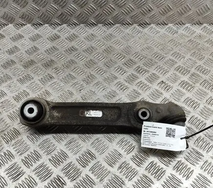 BMW 8 G14 Front lower control arm/wishbone 6886905