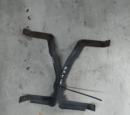 Ford Kuga I Rear bumper mounting bracket 
