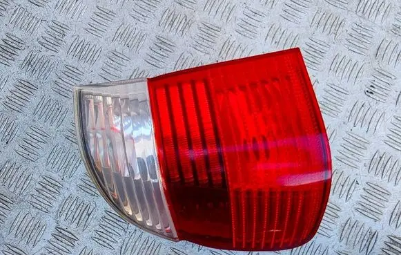 BMW 5 E39 Rear/tail lights 6902531