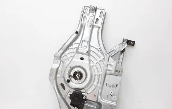 Hyundai Tucson JM Rear door window regulator with motor 824702E010