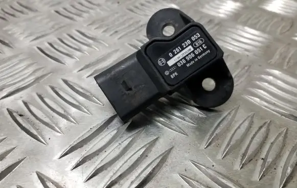 Audi A5 8T 8F Air pressure sensor 036906051C