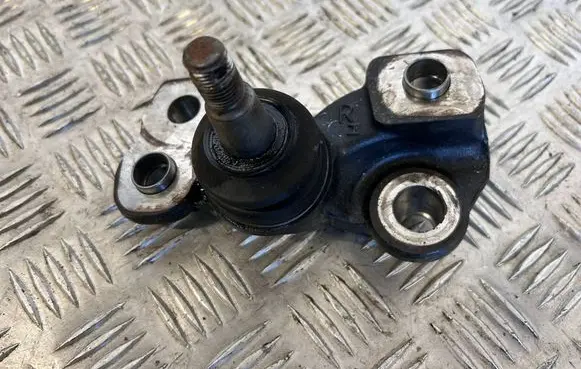 Toyota Mirai II Front ball joint 