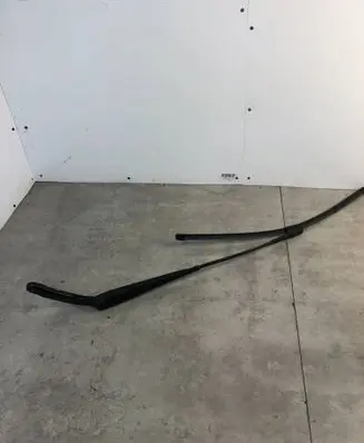 Mercedes-Benz Sprinter W907 W910 Front wiper blade arm A9108203300