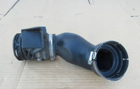 Jaguar XF X250 Air intake hose/pipe 9X23-9690-AE