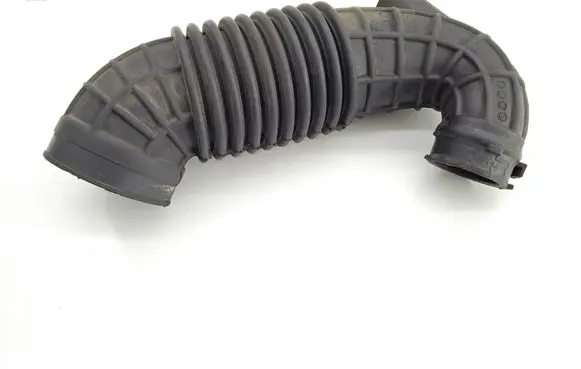 Seat Exeo (3R) Air intake hose/pipe 8E0129615Q