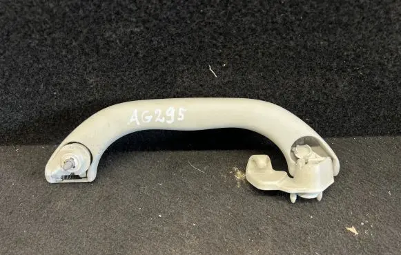 Volkswagen PASSAT B5.5 Front interior roof grab handle 3B0857608B