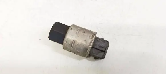 Audi A6 S6 C4 4A Air conditioning (A/C) pressure sensor 8A0959483AA