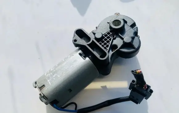 Ford Mondeo Mk III Seat adjustment motor 040809a 416573 040809a416573
