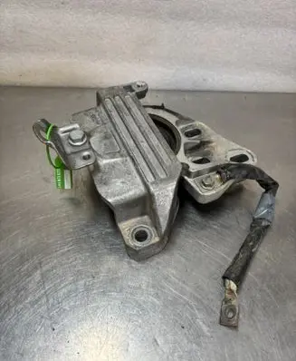 Mercedes-Benz A W177 Engine mount vacuum valve A2472403200