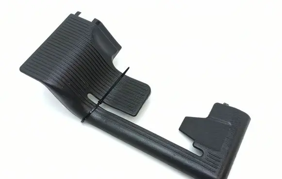 Mercedes-Benz ML W163 Rear seat rail trim cover 531068