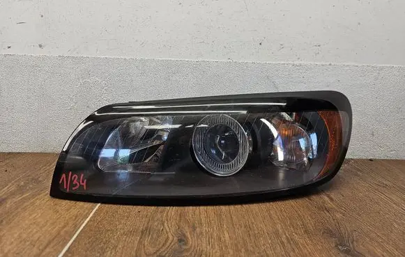 Volvo C30 Headlight/headlamp