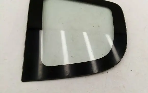 Honda Jazz Rear vent window glass 43R-00122