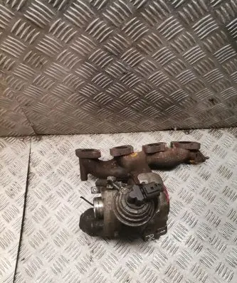 Volkswagen PASSAT B6 Turbo 03g253014k