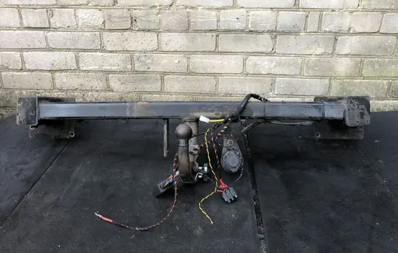Mercedes-Benz R W251 Tow bar set
