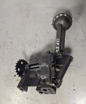 Nissan Qashqai Oil pump 8200307174
