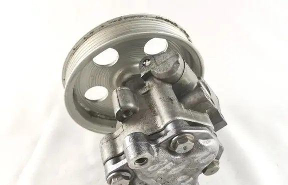 Audi A4 S4 B6 8E 8H Power steering pump 8E0145155