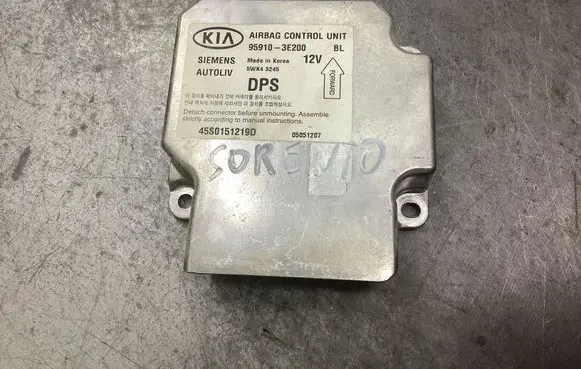 KIA Sorento Airbag control unit/module 959103E200 45S0151219D 45S0151219