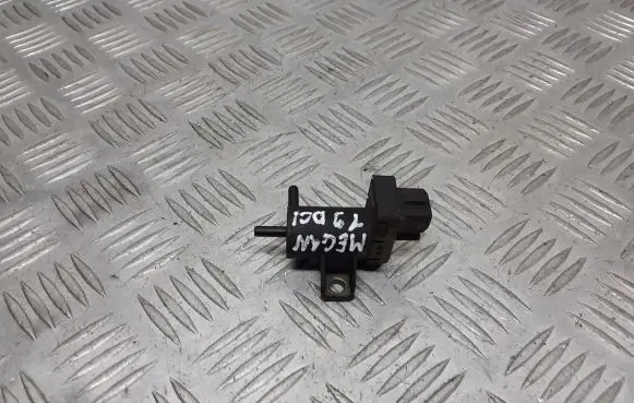 Renault Megane II Valve vacuum 7700113709