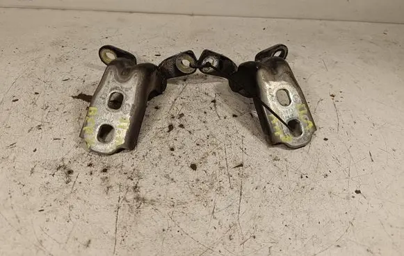 Opel Insignia B Front door hinge set A046057