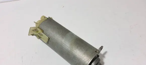 Volkswagen Phaeton Seat adjustment motor 0130002508 900499102