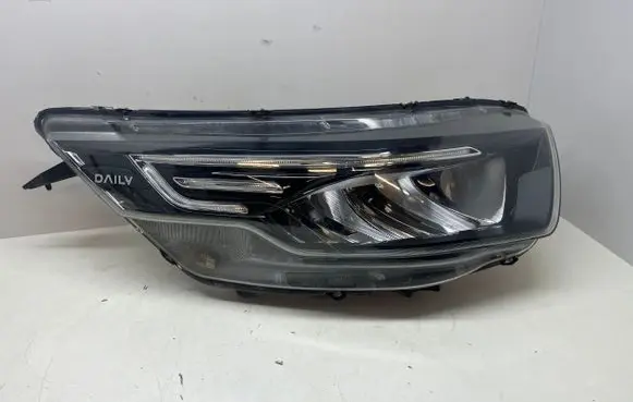 Iveco Daily 6th gen Headlight/headlamp 05802711799